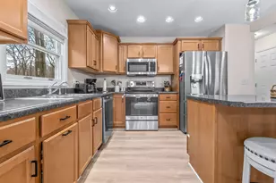 231 Aaron Dr, Coldwater, MI 49036 - Photo 11