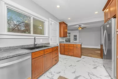 218 S Oliver Street, Charlotte, MI 48813 - Photo 9