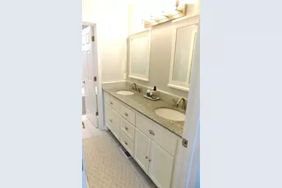 220 S Division Street, Zeeland, MI 49464 - Photo 33