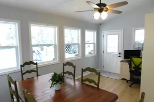 220 S Division St, Zeeland, MI 49464 - Photo 15