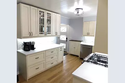 220 S Division Street, Zeeland, MI 49464 - Photo 9