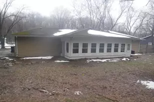 13084 Hoyt Dr, Battle Creek, MI 49014 - Photo 5