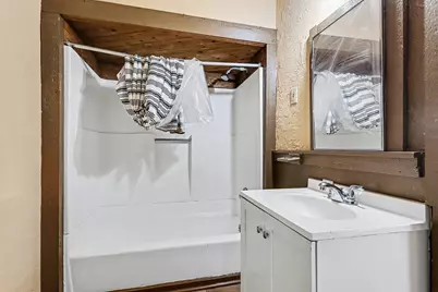 180 Calhoun Street, Battle Creek, MI 49017 - Photo 13