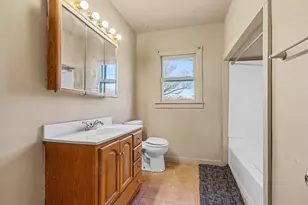 180 Calhoun St, Battle Creek, MI 49017 - Photo 7