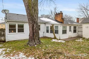 2610 Albert Dr SE, Grand Rapids, MI 49506 - Photo 29