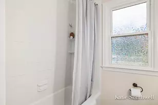 2610 Albert Dr SE, Grand Rapids, MI 49506 - Photo 19