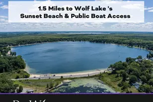 403 Sabine Dr, Muskegon, MI 49442 - Photo 63