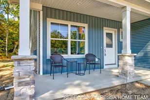 403 Sabine Dr, Muskegon, MI 49442 - Photo 3