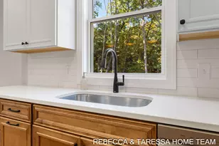 403 Sabine Dr, Muskegon, MI 49442 - Photo 21