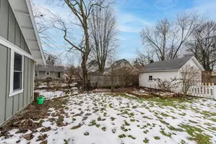 420 Montrose Ave, Kalamazoo, MI 49001 - Photo 29