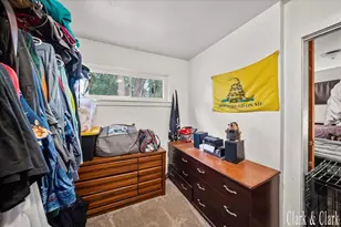 6037 Hughes Rd, Lansing, MI 48911 - Photo 9