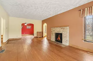 950 Capital Ave SW, Battle Creek, MI 49015 - Photo 5