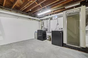 950 Capital Ave SW, Battle Creek, MI 49015 - Photo 19