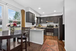 3144 Catalpa Dr, Jackson, MI 49203 - Photo 5