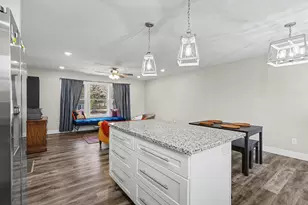 3962 Taylor St, Norton Shores, MI 49444 - Photo 9