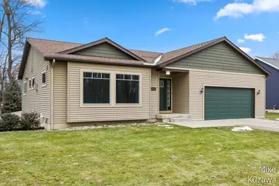 3759 40th Street SW, Grandville, MI 49418 - Photo 3