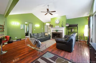 975 Songbird Ln, Holland, MI 49423 - Photo 9