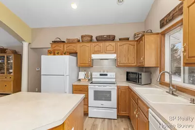 2054 52nd Street SW, Wyoming, MI 49519 - Photo 11