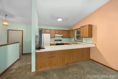 6168 Ravine Ridge Road, Kalamazoo, MI 49009 - Photo 13