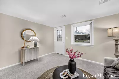 4305 40th Street SW, Grandville, MI 49418 - Photo 3