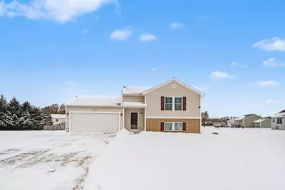 6230 Summer Ridge Court, Greenville, MI 48838 - Photo 1