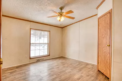 1041 S Poplar Avenue, White Cloud, MI 49349 - Photo 9