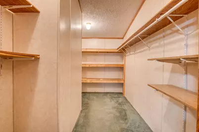 1041 S Poplar Avenue, White Cloud, MI 49349 - Photo 17