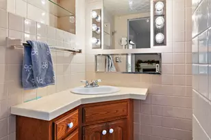 17708 Oakwood Dr, Spring Lake, MI 49456 - Photo 13