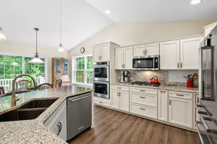 2214 Hunters Pond, Kalamazoo, MI 49048 - Photo 11