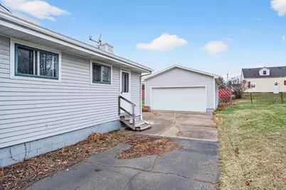 430 Peacock Walk, Jackson, MI 49202 - Photo 7