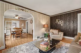 1025 Burton St SE, Grand Rapids, MI 49507 - Photo 5