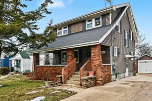 1025 Burton St SE, Grand Rapids, MI 49507 - Photo 1