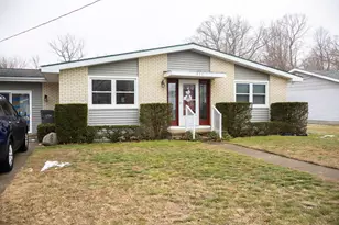 911 W Water St, New Buffalo, MI 49117 - Photo 1