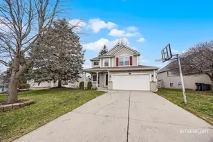 5721 E Grove Dr SE, Kentwood, MI 49512 - Photo 5