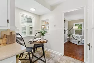 737 Whitcomb St, Kalamazoo, MI 49008 - Photo 11