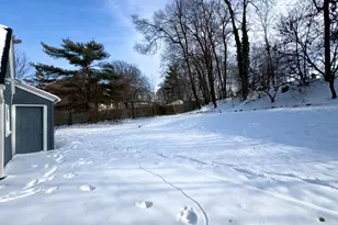 737 Whitcomb St, Kalamazoo, MI 49008 - Photo 37