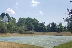 2782 S Knightsbridge Cir, Ann Arbor, MI 48105 - Photo 9