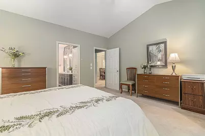 2031 N Cross Creek Drive SE, Grand Rapids, MI 49508 - Photo 15