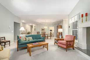 2031 N Cross Creek Dr SE, Grand Rapids, MI 49508 - Photo 5