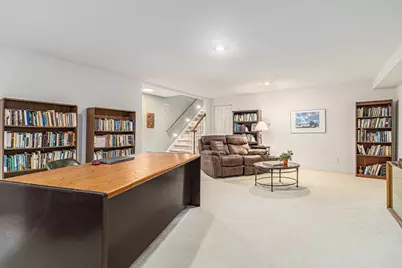 2031 N Cross Creek Drive SE, Grand Rapids, MI 49508 - Photo 19