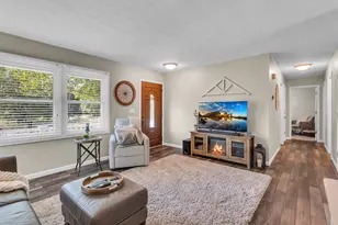 149 Springmill Dr, Jerome, MI 49249 - Photo 7