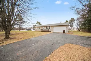 4025 Oakley Rd, Stockbridge, MI 49285 - Photo 3