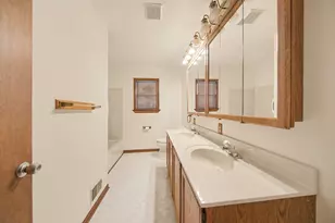 4025 Oakley Rd, Stockbridge, MI 49285 - Photo 9