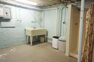 202 Cedar St, Decatur, MI 49045 - Photo 21