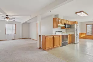 107 S Center St, Eaton Rapids, MI 48827 - Photo 11