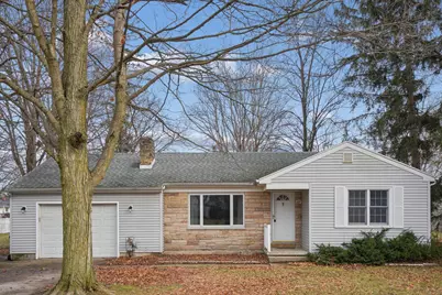 107 S Center Street, Eaton Rapids, MI 48827 - Photo 3