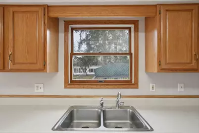 107 S Center Street, Eaton Rapids, MI 48827 - Photo 15