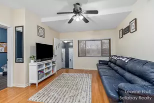 416 N Wilson Ave, Kalamazoo, MI 49004 - Photo 3