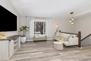 6165 Arroyo Vista Dr NE, Rockford, MI 49341 - Photo 3