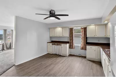 70070 Kenmore Drive, Edwardsburg, MI 49112 - Photo 9